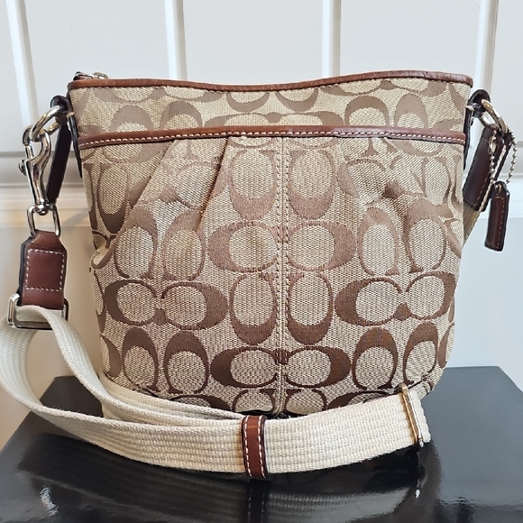 Coach Canvas Courier Crossbody Bag LIKE NEW - Picture 1 of 9